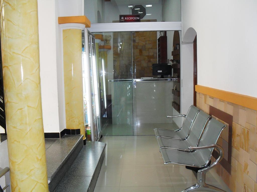 Hostal Corona Blanca Sucre Exterior foto